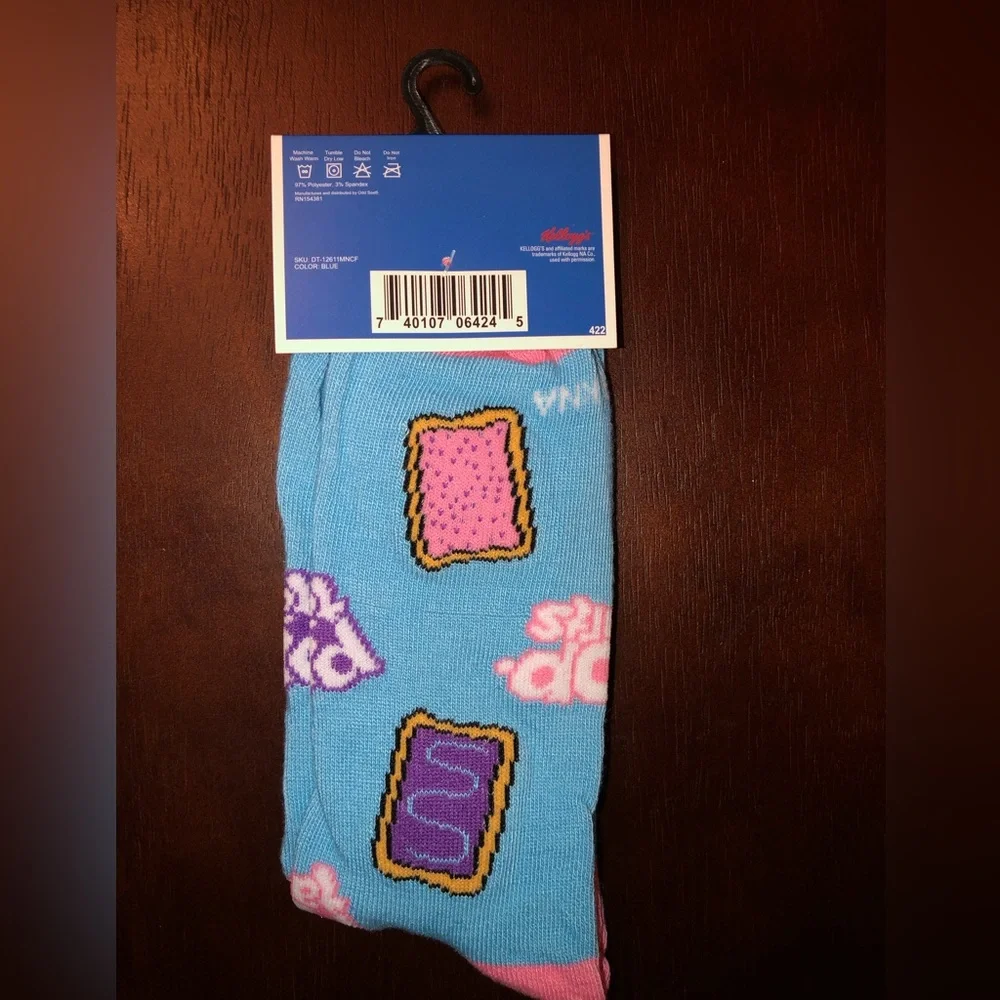 POP TARTS NOVELTY CREW SOCKS NWT MEN’S SHOE SIZE 6-12